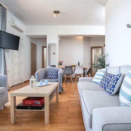 Dimitra Apartment With Private Pool And Sea View -The Ground Floor Of A Two Storey Building Даратсо Экстерьер фото