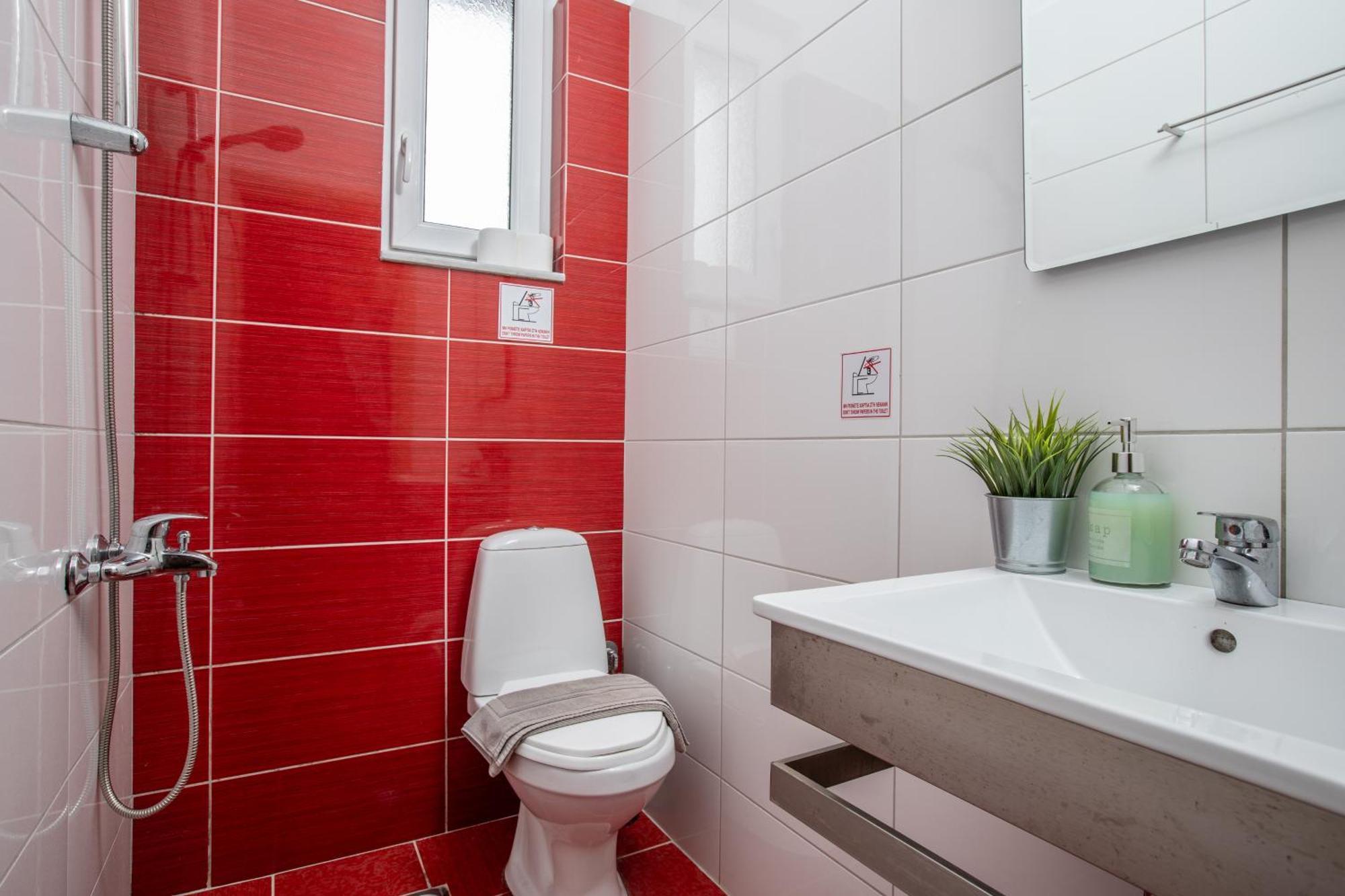 Dimitra Apartment With Private Pool And Sea View -The Ground Floor Of A Two Storey Building Даратсо Экстерьер фото