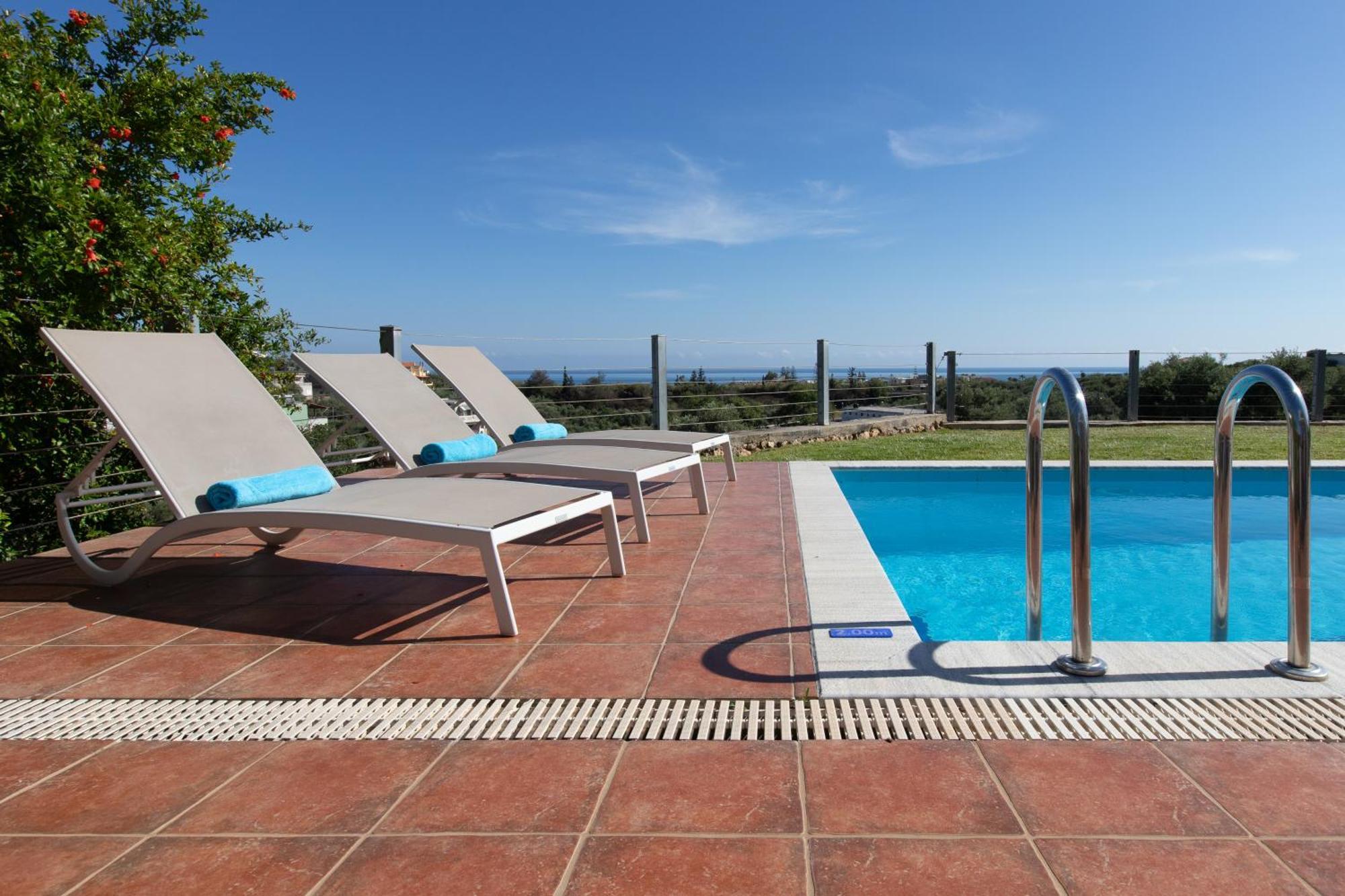Dimitra Apartment With Private Pool And Sea View -The Ground Floor Of A Two Storey Building Даратсо Экстерьер фото
